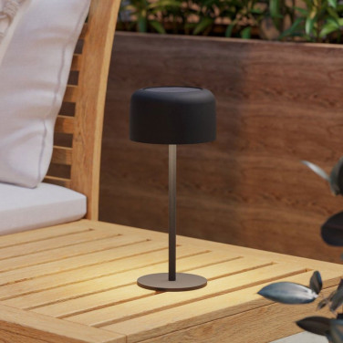 Roccanova Solar LED-bordlampe