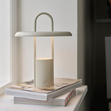 Pier transportabel LED-lampe Sand