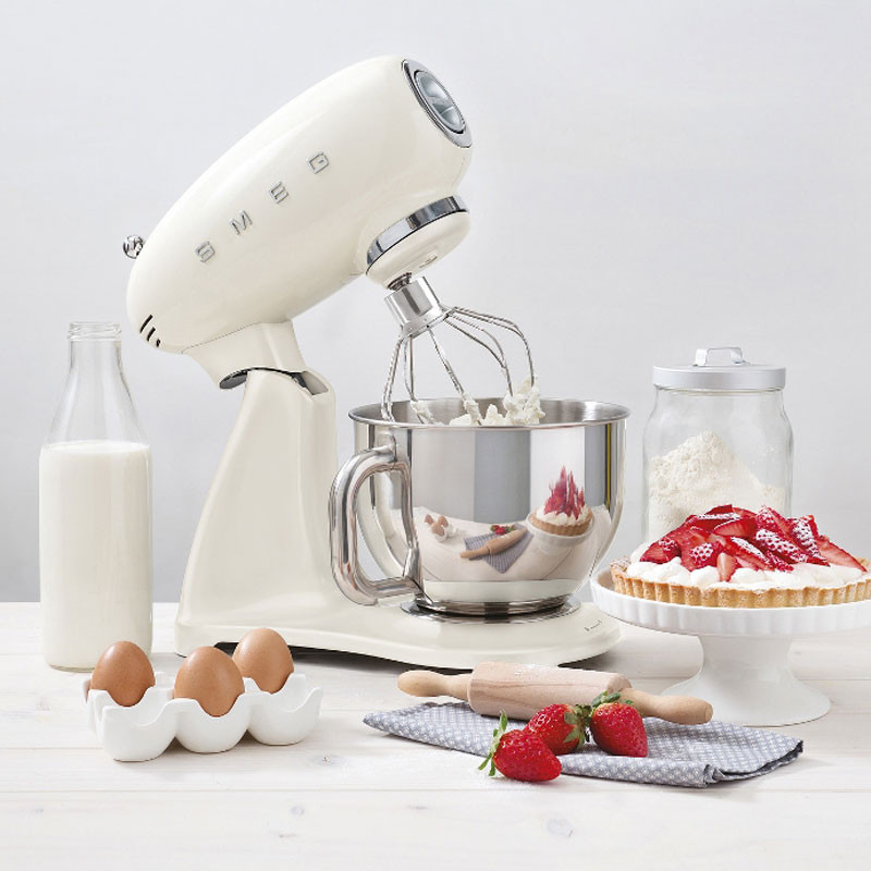Stand Mixer SMF03 Creme, Smeg 30752 | SAS EuroBonus Shop