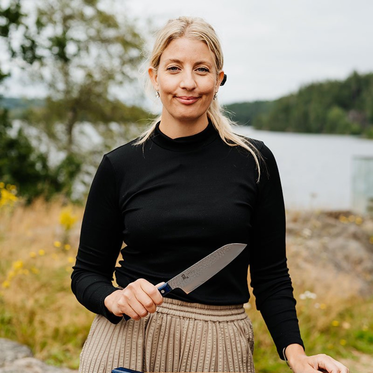 Santoku Knife 16.5 cm (Blue Breeze), Yaxell | SAS EuroBonus Shop