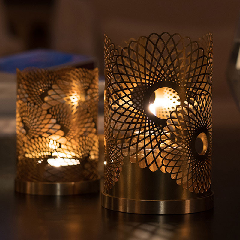 Feather Candleholder 14cm Brass