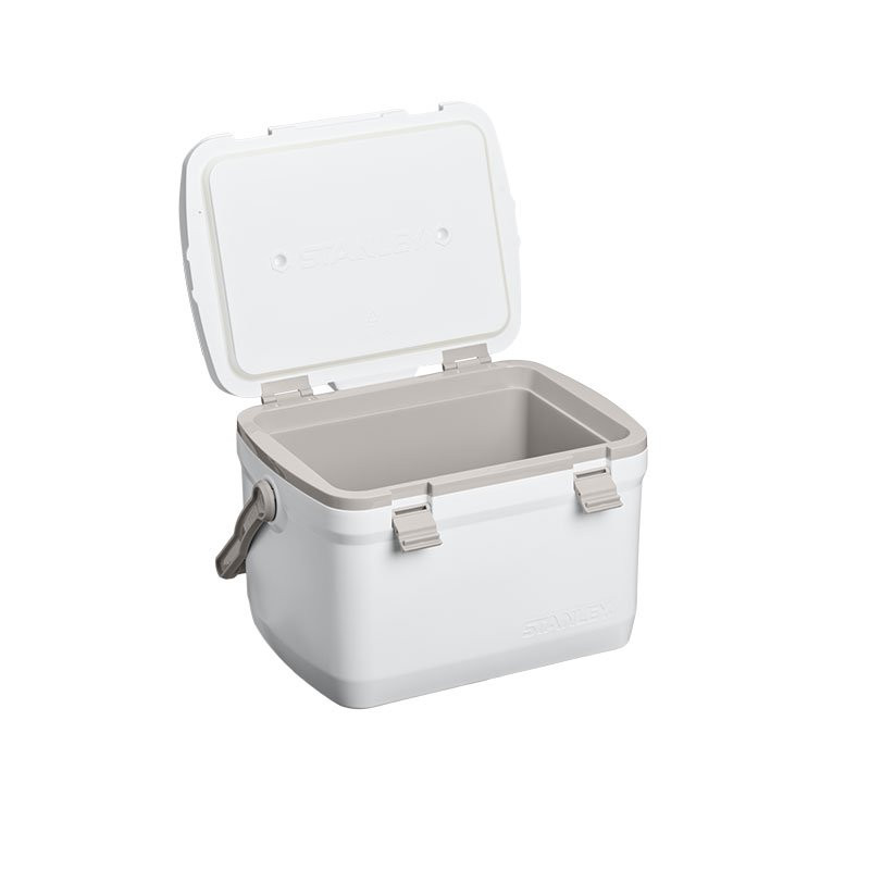 The Easy-Carry Outdoor Cooler 15.1 L White