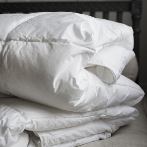Hotel Duvet 680g 150x200 cm