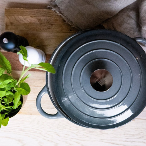 Cast iron pot 4,2l 