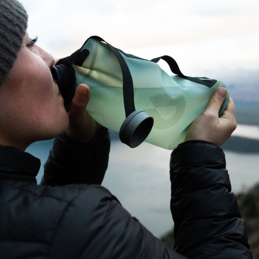 Water Bottle Seeker 2 L Sutro Green